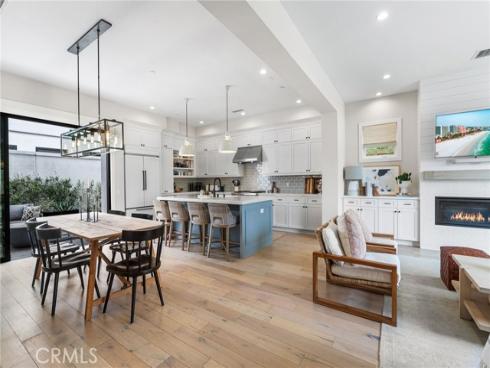 1545 Westminister Avenue, Costa Mesa, CA