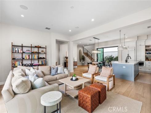 1545 Westminister Avenue, Costa Mesa, CA