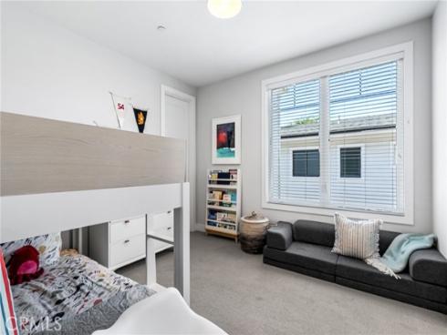 1545 Westminister Avenue, Costa Mesa, CA