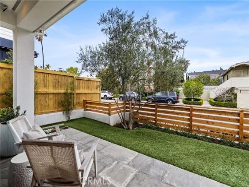 1545 Westminister Avenue, Costa Mesa, CA