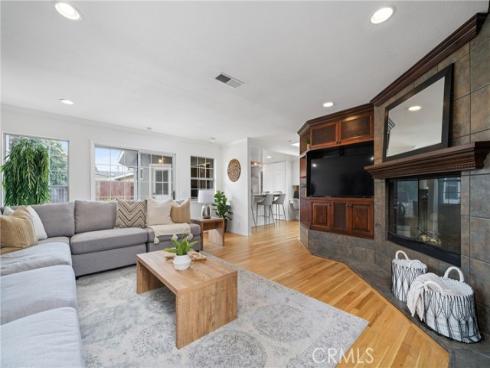 3104 Samoa Place, Costa Mesa, CA