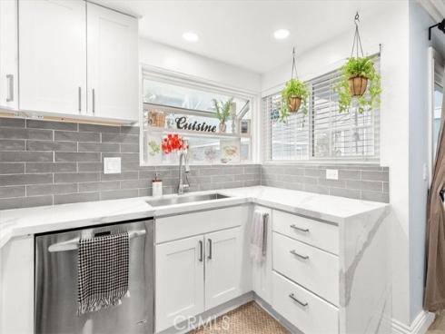 2218 Mayfair Court, Costa Mesa, CA