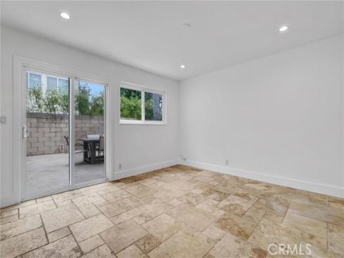 334 Tours Lane, Costa Mesa, CA