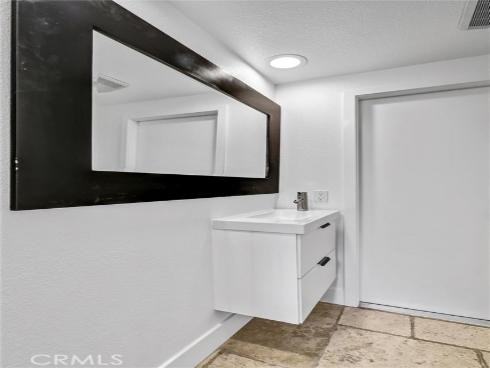 334 Tours Lane, Costa Mesa, CA