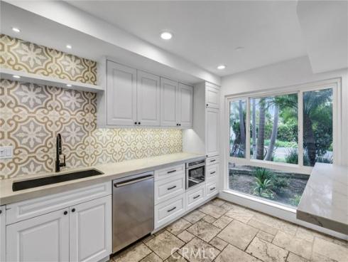 334 Tours Lane, Costa Mesa, CA