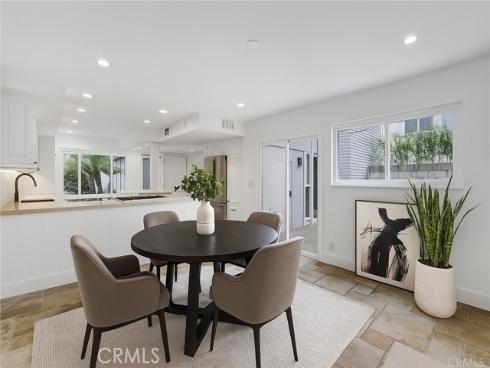 334 Tours Lane, Costa Mesa, CA