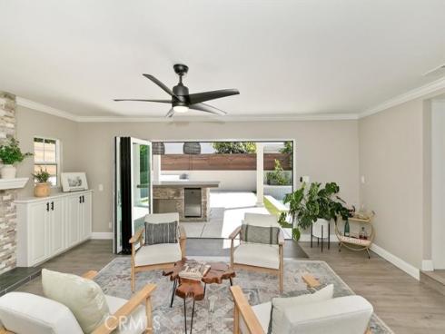 1813 Oriole Drive, Costa Mesa, CA