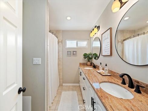 1813 Oriole Drive, Costa Mesa, CA