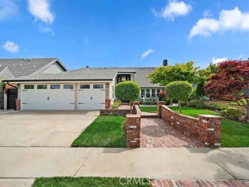 1813 Oriole Drive, Costa Mesa, CA