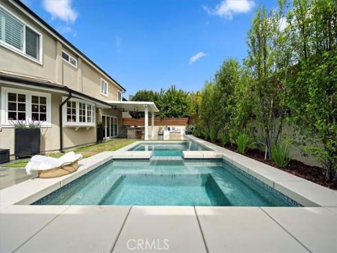 1813 Oriole Drive, Costa Mesa, CA