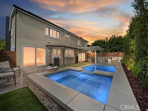 1813 Oriole Drive, Costa Mesa, CA