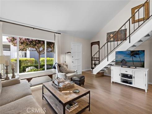 133 Morristown Lane, Costa Mesa, CA