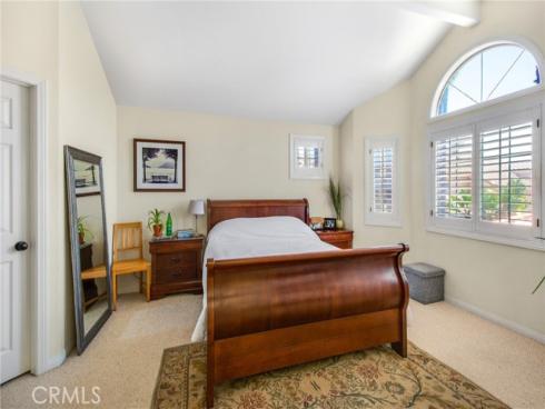 2283 La Playa Drive, Costa Mesa, CA