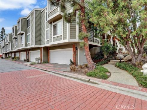 782 Wesleyan , Costa Mesa, CA