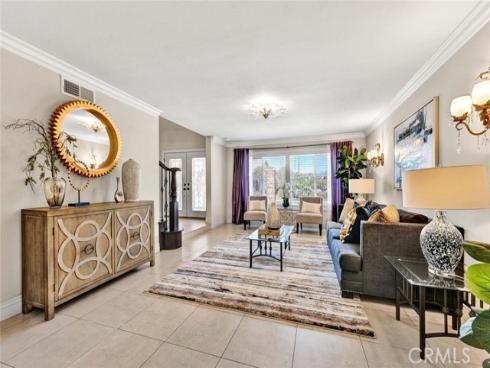 1033  Damascus   Circle, Costa Mesa, CA