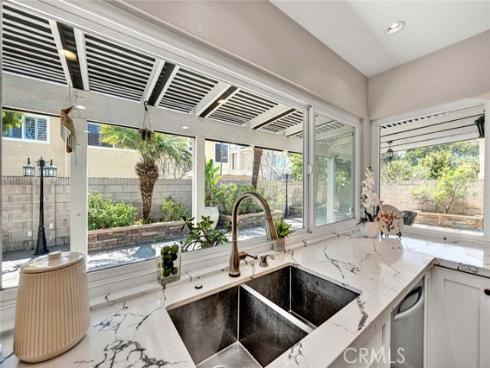 1033  Damascus   Circle, Costa Mesa, CA