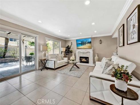 1033  Damascus   Circle, Costa Mesa, CA