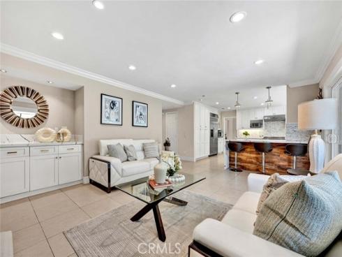 1033  Damascus   Circle, Costa Mesa, CA