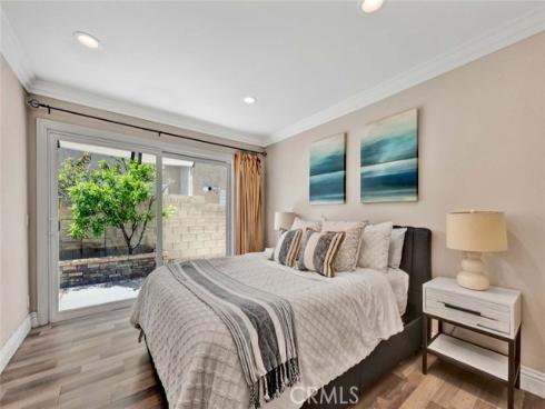 1033  Damascus   Circle, Costa Mesa, CA