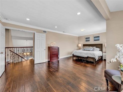 1033  Damascus   Circle, Costa Mesa, CA