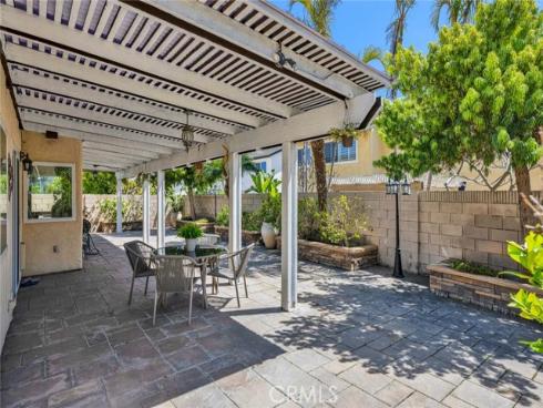 1033  Damascus   Circle, Costa Mesa, CA