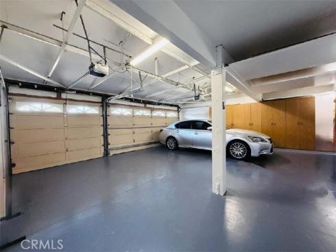 1033  Damascus   Circle, Costa Mesa, CA