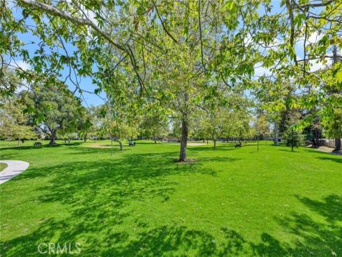 1033  Damascus   Circle, Costa Mesa, CA