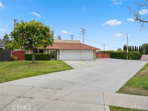 3133  Coral   Avenue, Costa Mesa, CA