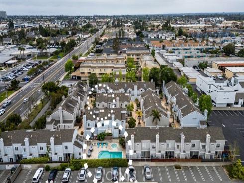 260  Victoria St  29 , Costa Mesa, CA