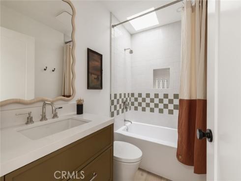 459 E 18th Street, Costa Mesa, CA