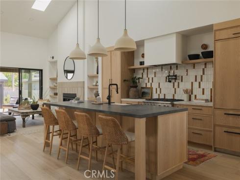 459 E 18th Street, Costa Mesa, CA