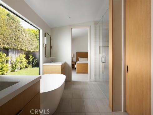 286 Cecil Place, Costa Mesa, CA