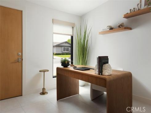 286 Cecil Place, Costa Mesa, CA