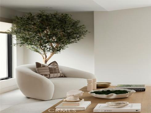 286 Cecil Place, Costa Mesa, CA