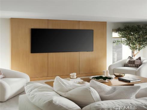 286 Cecil Place, Costa Mesa, CA