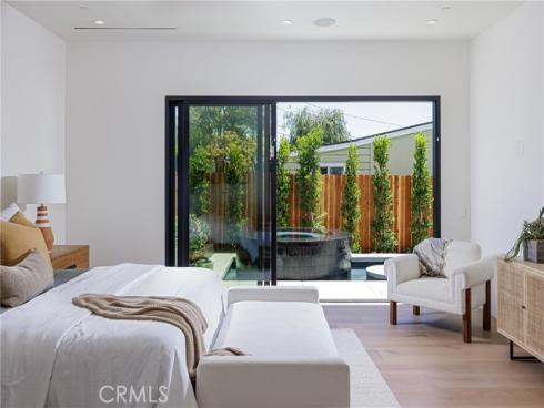 482 Costa Mesa Street, Costa Mesa, CA