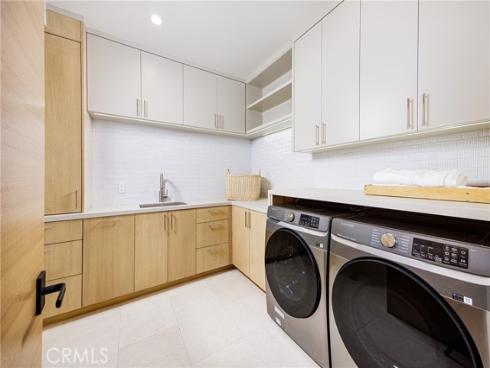 482 Costa Mesa Street, Costa Mesa, CA