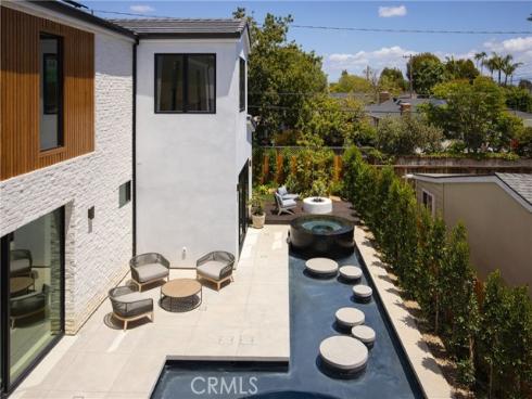 482 Costa Mesa Street, Costa Mesa, CA