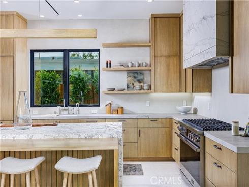 482 Costa Mesa Street, Costa Mesa, CA