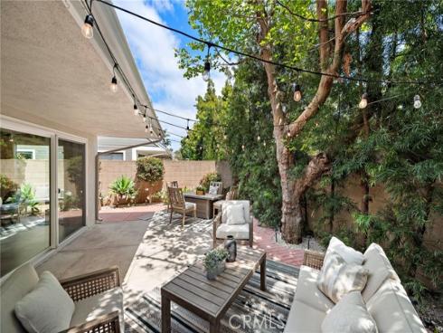 2554 Elden B101 Avenue, Costa Mesa, CA