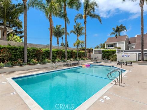 2554 Elden B101 Avenue, Costa Mesa, CA