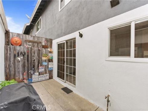 157 Yorktown Lane, Costa Mesa, CA