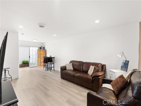 157 Yorktown Lane, Costa Mesa, CA