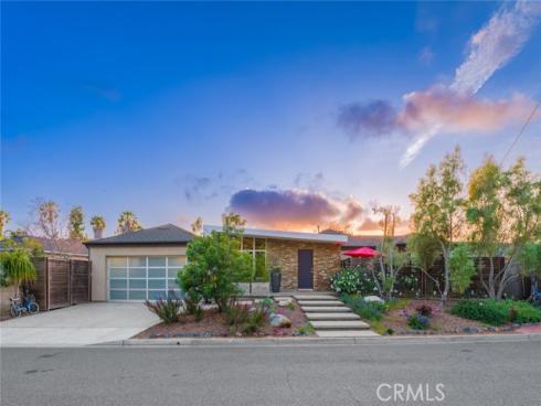 1933 Whittier Avenue, Costa Mesa, CA