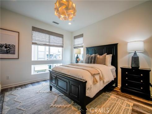 1022 Bridgewater Way, Costa Mesa, CA