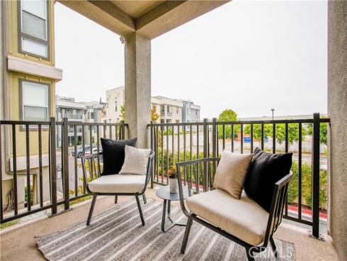 1022 Bridgewater Way, Costa Mesa, CA