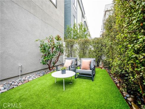 1022 Bridgewater Way, Costa Mesa, CA