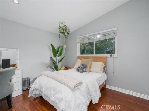 208 Dartmouth Place, Costa Mesa, CA