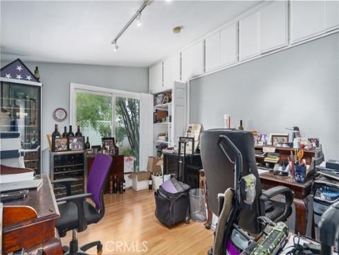 208 Dartmouth Place, Costa Mesa, CA