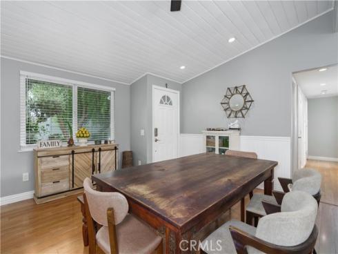 208 Dartmouth Place, Costa Mesa, CA